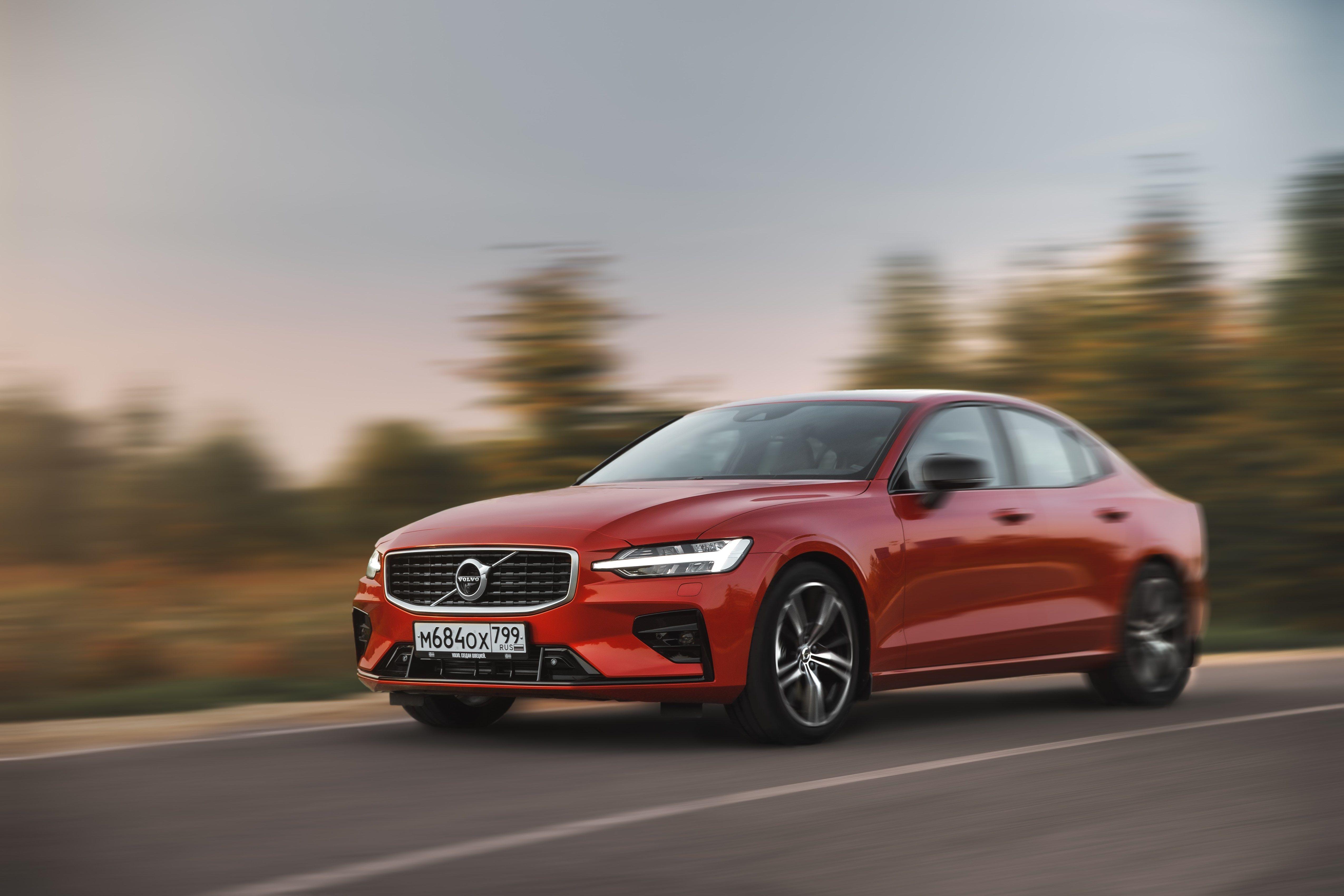 Volvo city. Вольво седан s60 2020. Volvo s60 новая. Спортивный седан Вольво. Вольво 1.